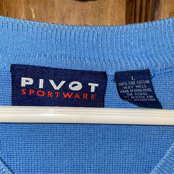 Vintage 90’s Pivot Sportwear Golf Sweater. Great Condition. - Picture 3 of 4
